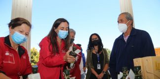 Ministra Undurraga encabeza certificación de primera partida de aceite de oliva del Valle de Huasco con sello de Denominación de Origen