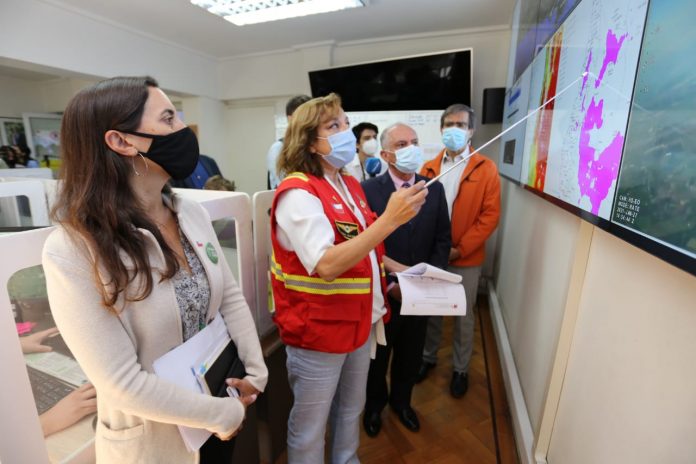 Ministra Undurraga realiza balance de la temporada de incendios forestales y destaca las mejoras que han permitido tener menos hectáreas afectadas