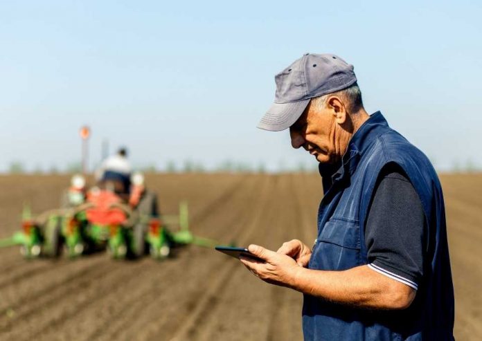 Con herramientas digitales extensionistas de INIA La Platina continúan capacitando a los agricultores de la región Metropolitana