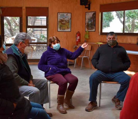 Agricultores construyen propuestas de trabajo para Estrategia Agroalimentaria para Quillota