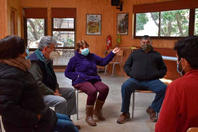 Agricultores construyen propuestas de trabajo para Estrategia Agroalimentaria para Quillota