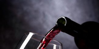 Científicos Chilenos crean test PCR para detectar a tiempo enfermedades que afectan a los vinos