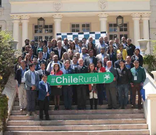 “La voz del Chile Rural”: alcaldes rurales junto a tres ministerios presentan libro con los principales desafíos para eliminar las brechas territoriales del país.