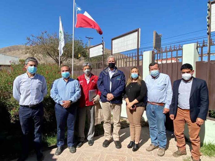 PTI Uva de mesa Atacama firma importante alianza con la fundación para la innovación agraria (FIA)