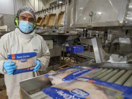 Agrosuper se despide de la bandeja de plumavit en sus productos de Pollo