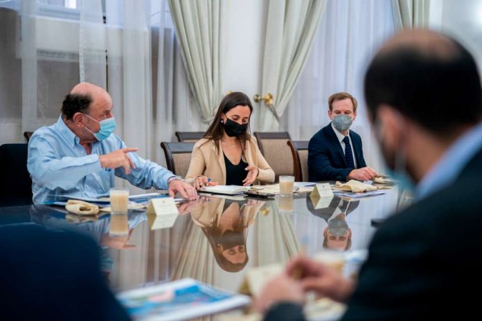 Gobierno lanza campaña para concientizar sobre la crisis hídrica en el país 
