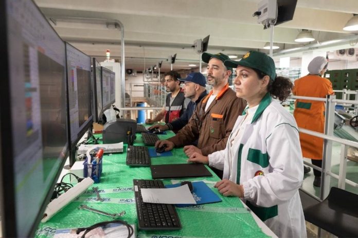 Giacovelli se decide por la electrónica más avanzada de TOMRA Food e Icoel para sus cerezas premium (7)