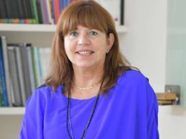 Directora ejecutiva de la Fundación para la Innovación Agraria (FIA), Francine Brossard