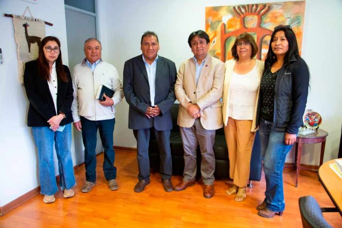 Representantes de las Comunidades Ganaderas solicitan ayuda a las autoridades regionales por hambruna y desnutrición de sus animales