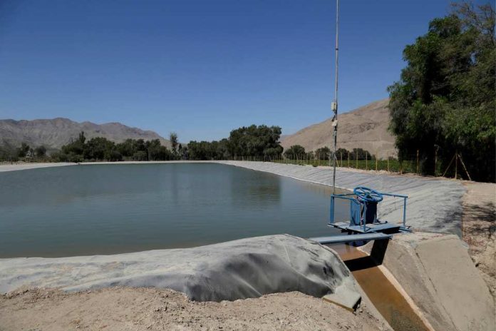 CNR y GORE Atacama incentivan a las organizaciones de usuarios de aguas a mejorar su gestión hídrica