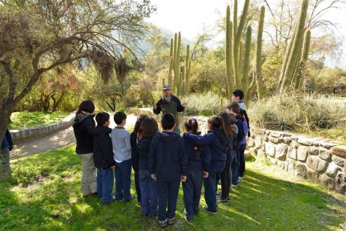 CONAF celebra aniversario 53 resaltando su labor en conservación y protección de ecosistemas