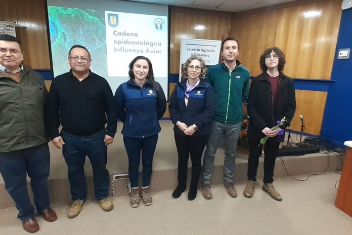 En Veterinaria UdeC expertos se refirieron a la valorización de los productos avícolas de la familia campesina