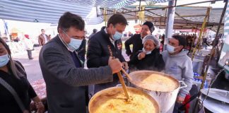 Ministro Valenzuela resalta programa de cultivos tradicionales de INDAP para aumentar la producción nacional de legumbres