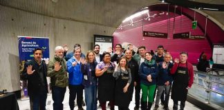 Emprendedores agrícolas frecen por primera vez sus productos en Metro de Santiago 