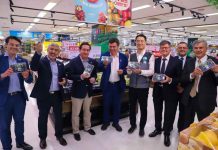 Exportación de productos agrícolas. Ministro Valenzuela concluye gira por Asia: “Orgulloso con la firma de estos acuerdos que generarán mejores oportunidades para el sector agrícola”