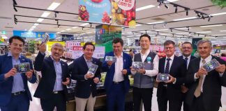 Exportación de productos agrícolas. Ministro Valenzuela concluye gira por Asia: “Orgulloso con la firma de estos acuerdos que generarán mejores oportunidades para el sector agrícola”