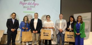 Paula Aguilera, Liliana Camelio y Marcela Esterio son las ganadoras del “Premio Mujer del Agro Mónica Gebert 2023” entregado por AFIPA