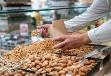 Ventas de frutos secos en el sur del país aumentan un 14% en la temporada de verano