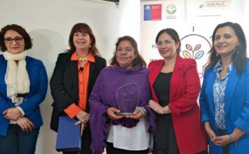 Agricultora de Santa Juana recibe reconocimiento como “Mujer Agroinnovadora” del Biobío