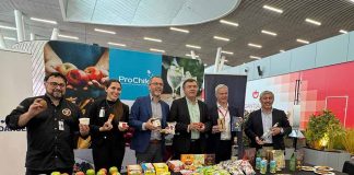 Agricultura, ProChile y Aeropuerto de Santiago se unen para promocionar alimentos chilenos en el Día Internacional de la Alimentación