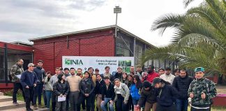 Proyecto piloto cerca de 300 agricultores y estudiantes de la Región Metropolitana son capacitados por INIA La Platina y su Programa de Encuentros Tecnológicos