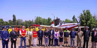 Ministerio de Agricultura y CONAF presentan nuevo avión para combatir incendios forestales