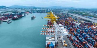 Fedefruta lamenta paro portuario en EE.UU. que impide la entrada de fruta de primera calidad