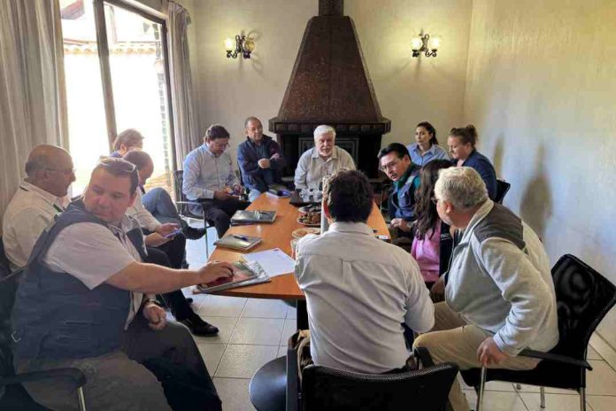 Agricultores y autoridades trabajan juntos para fortalecer el riego en Ñuble