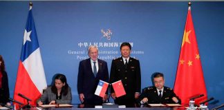Ministro Valenzuela destaca firma de protocolos entre Chile y China para ampliar exportaciones de frutas y carne: “Vamos a superar los 12 mil millones de dólares”