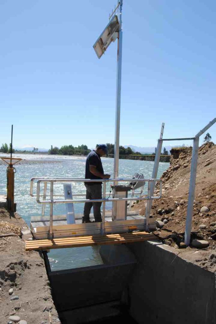 Regantes del Río Ñuble recurren a la CNR para rehabilitar tecnología de canales destruida con crecidas de 2023