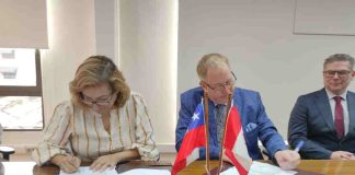 Chile y Canadá firman Plan Operativo para enfrentar emergencias de incendios forestales