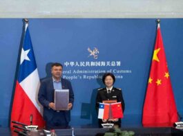 Ministro Valenzuela llamó a intensificar el intercambio académico y científico en visita a la Academia China de Ciencias Agrícolas