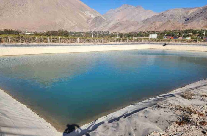 Productores pisqueros de Vicuña destacan aporte de la CNR para asegurar el riego de sus cultivos