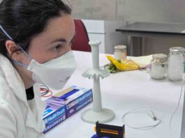 Científicos en Chile crean reactivos y equipos de biotecnología de bajo costo para escuelas y laboratorios