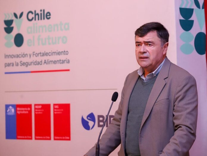 Ministerio de Agricultura y Banco Interamericano de Desarrollo presentan el programa Chile Alimenta el Futuro
