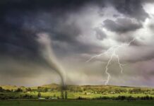 Para enfrentar tornados o lluvias: ¿Cómo prevenir la seguridad eléctrica del hogar ante fenómenos meteorológicos?