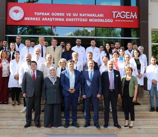 Ministro de Agricultura visita Turquía con el fin de fortalecer el comercio