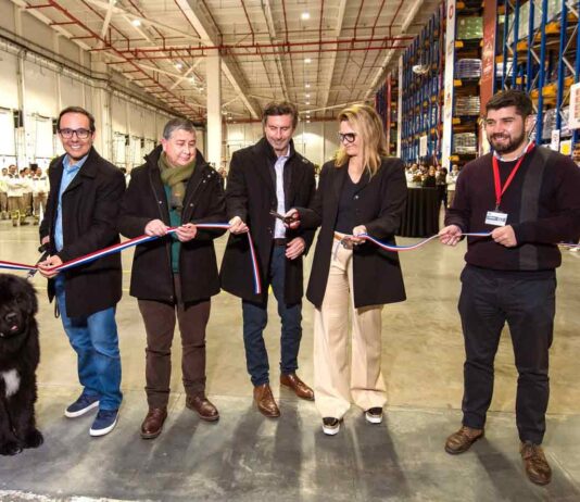 Nestlé Purina inaugura en Teno el centro de distribución de alimentos para mascotas más moderno de Purina Latinoamérica