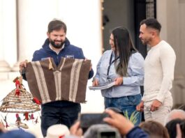 Para Violeta la historia de los regalos que las organizaciones campesinas le hicieron al Presidente Boric