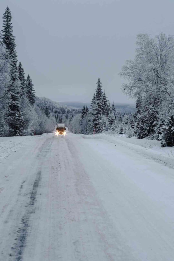 Recomendaciones para fortalecer la seguridad vial en condiciones climáticas adversas