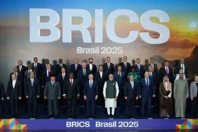 ¿Afectará a Chile la advertencia arancelaria de Trump contra el BRICS Experto responde