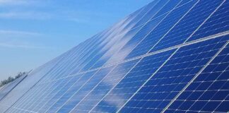 Cómo elegir el sistema solar adecuado para tu empresa
