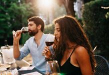 “La Cava Jumbo”: el nuevo y sorprendente espacio para los amantes del vino, licores y sabores que debuta en Chile