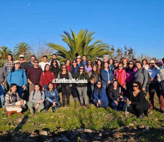 Más de 100 personas se reunieron en Quillota para reflexionar sobre la salud del suelo y el futuro de la agricultura