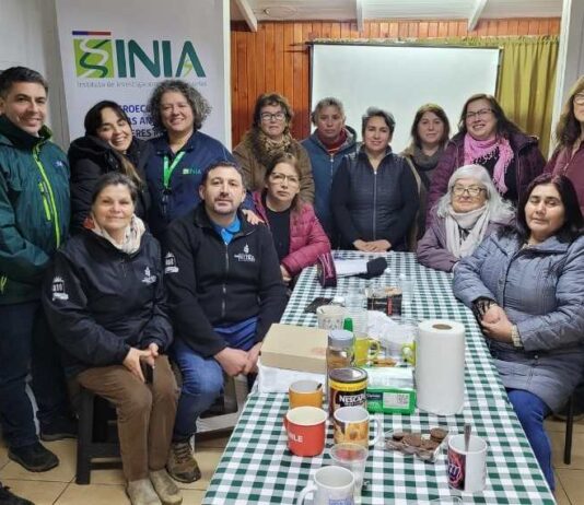 Mujeres rurales de San Nicolás avanzan hacia la certificación orgánica de semillas con apoyo de SAG e INIA 