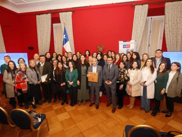 SAG avanza en equidad de género y recibe Sello de Oro para Instituciones Públicas otorgado por el PNUD