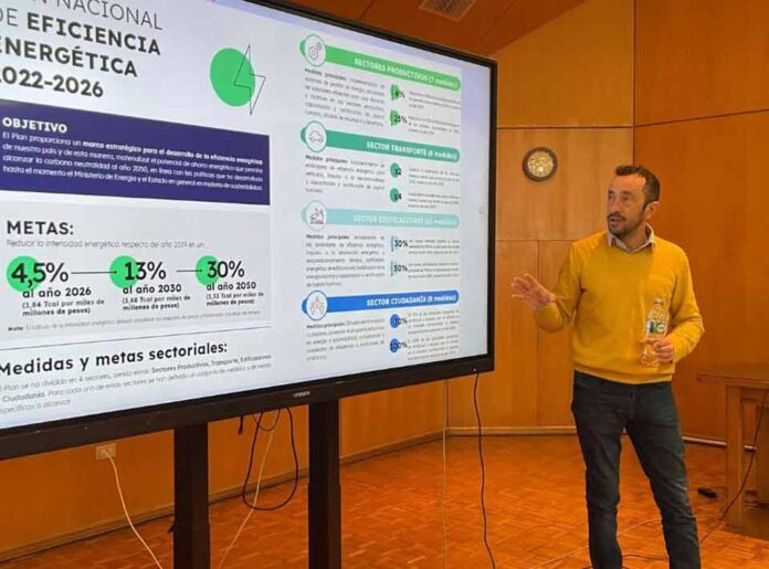 Seremi de Energía capacitó a profesionales de la Universidad de Concepción en eficiencia energética