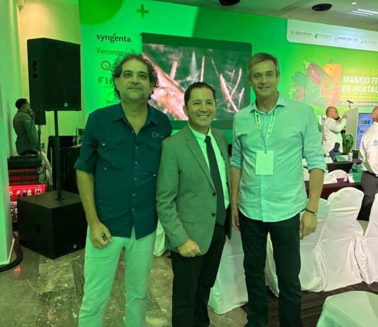 Carlos Meza, CEO de Terragénesis, Presente en el Simposio Internacional de Manejo Fitosanitario de Hortalizas en México