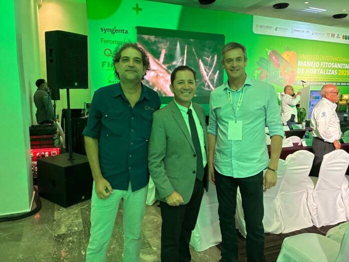 Carlos Meza, CEO de Terragénesis, Presente en el Simposio Internacional de Manejo Fitosanitario de Hortalizas en México