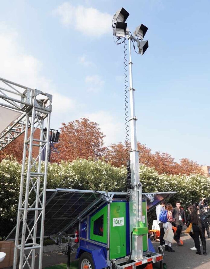 Torres solares hechas en Chile: tecnología limpia para iluminar el futuro energético del país
